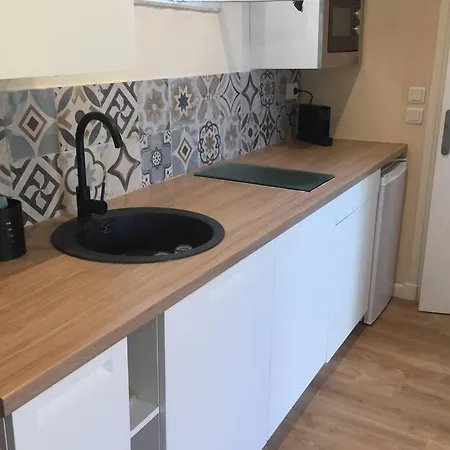 Sejour Authentique A La Petite Rocinha * Мантон