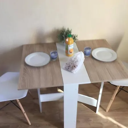 Sejour Authentique A La Petite Rocinha * Мантон